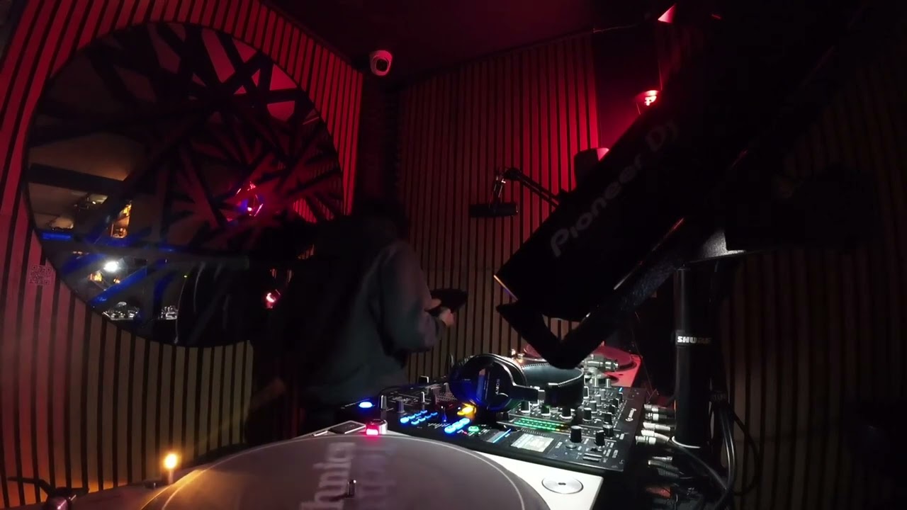 Kissa Mode 004