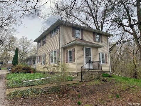 9228 Hartland Road, Tyrone Twp, MI home video tour