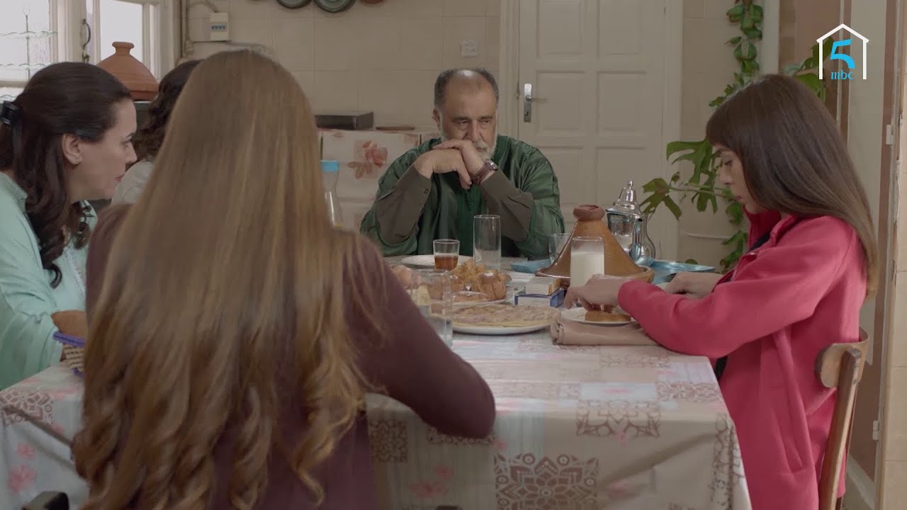 سلمات يتجاهل ابنته نسرين ومفاجأة سارة تغير الأجواء