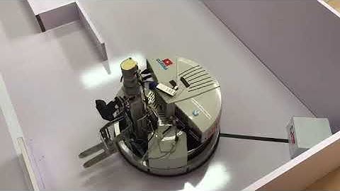 Lập trình Robot di động của sinh viên nghề Cơ điện tử - Trường Cao Đẳng Nghề Công Nghệ Cao Hà Nội.