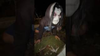 BANGUNIN SAHUR LEWAT KUBURAN