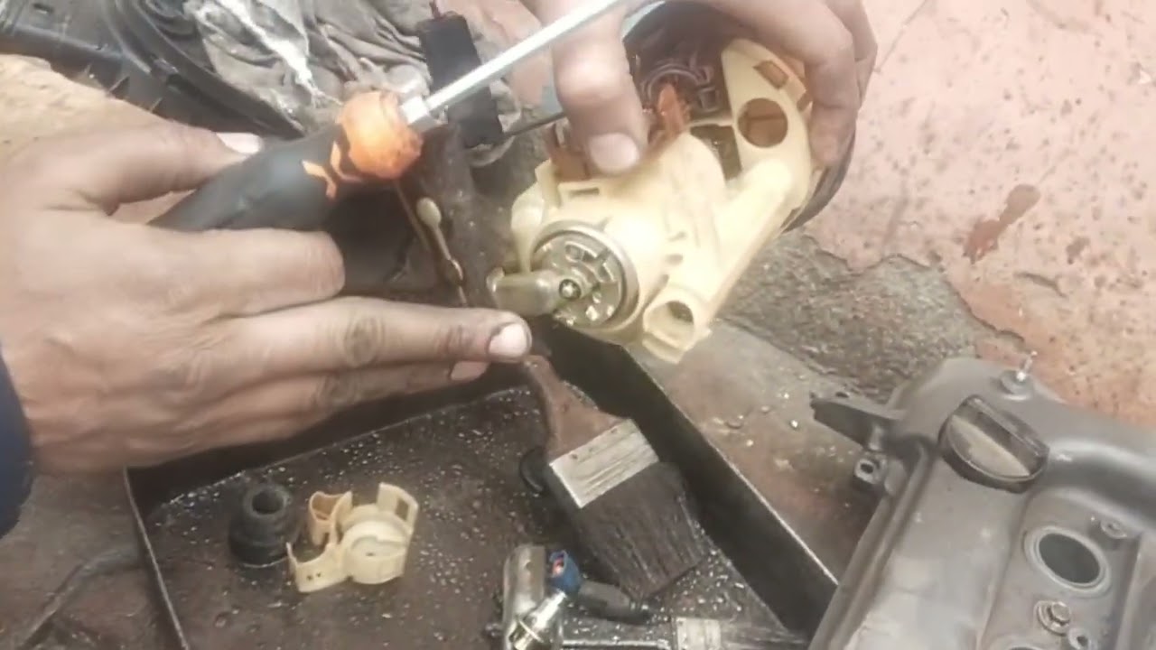 Toyota Corolla XLIi fuel pump service