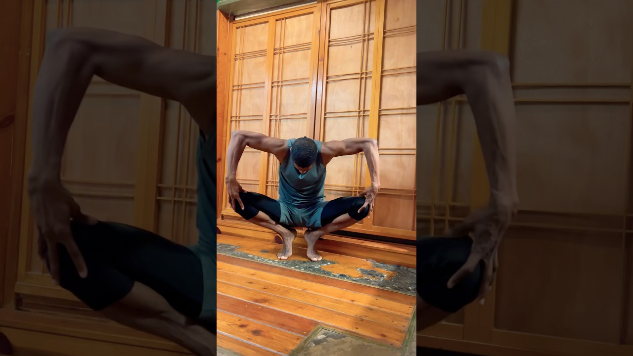 Cyberyoga Performing Advanced Sacred Geometry Movement 