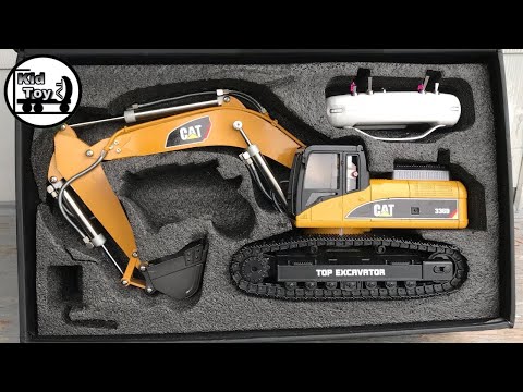 Rc truck hino muat tanah merah dengan rc excavator. 