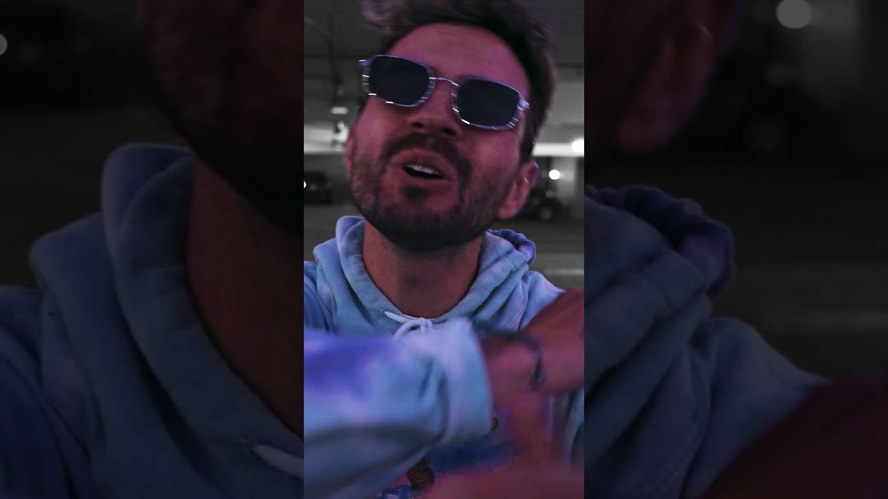 Guarda Adam Wilson - Commotion su YouTube Guarda Adam Wilson - Commotion su YouTube