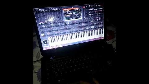 Music studio Korg  süper halay dinlemeye deger