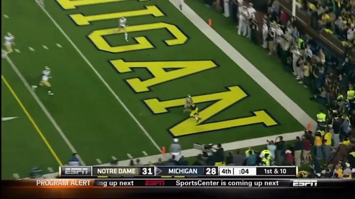 Denard Robinson To Roy Roundtree Game-Winning TD P...