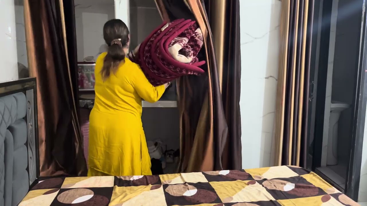 Ajj hai Holi happy Holi 🥳😘👑