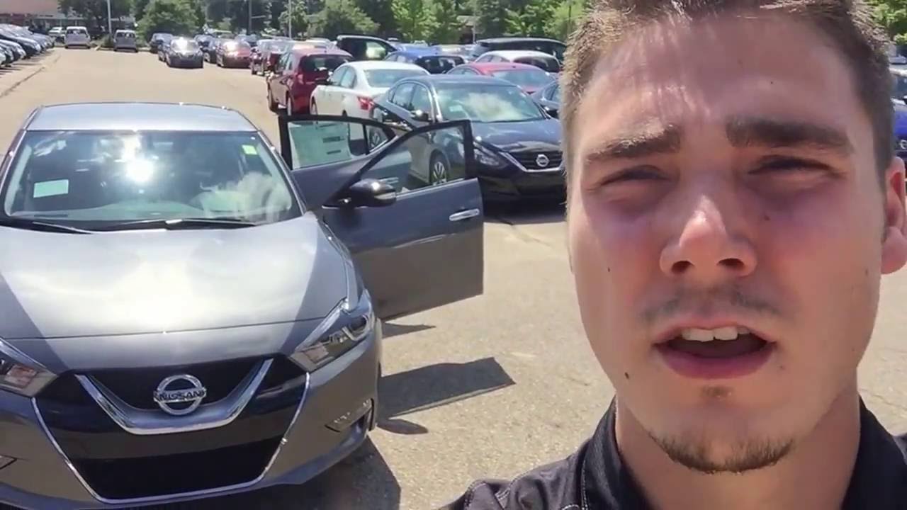 2016 Nissan Maxima SR