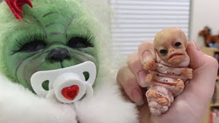 The Grinch Baby Reacts To Our Alien Caterpillar Creature