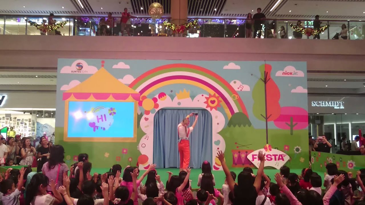 Dora's Friendship Fiesta with Paw Patrol Bubble Guppies Live Christmas show at Suntec City (1/5)