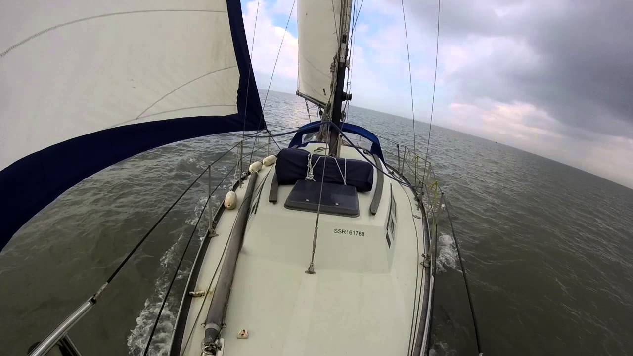 Just About Sailing May 2016 - Proper sailing with actual wind where nothing breaks