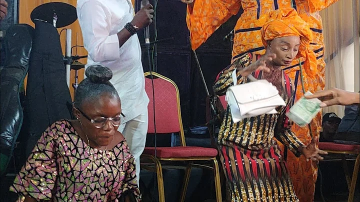 WATCH DANCING COMPETITION BETWEEN AUNTY RAMOTA AND HER FRIEND AUNTY AJARA