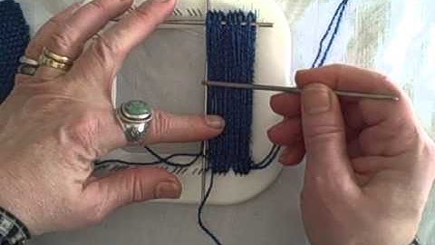 How to weave a rectangle on the Zoom Loom by Noreen Crone Findlay c