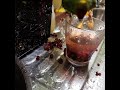 какарик Кеша и ванна с ягодами какарик Кеша и ванна с ягодами