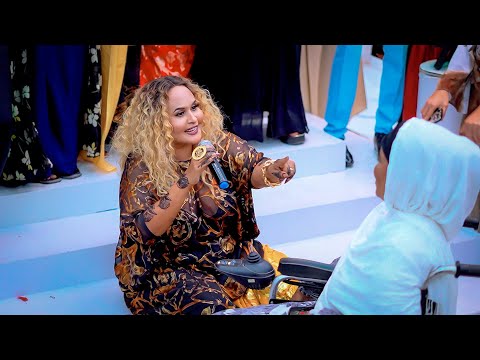 Onam ogli va qiz dostiga porno orqali kattalar hayotini orgatadi Jinsiy pozitsiya kartalari