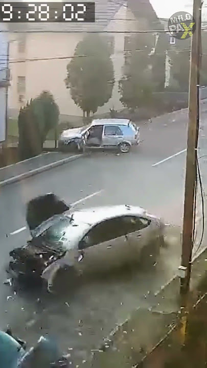 Can You Guess The Distraction Behind This Crash? 🚦💥