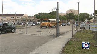Some Broward schools to get metal detectors