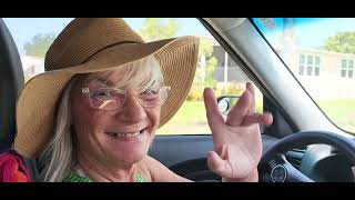 Come along with us on our drive to Barefoot Beach in Naples, Florida. 😎🏖☀️🌊