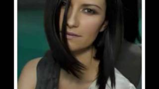 Laura Pausini - Invece No......