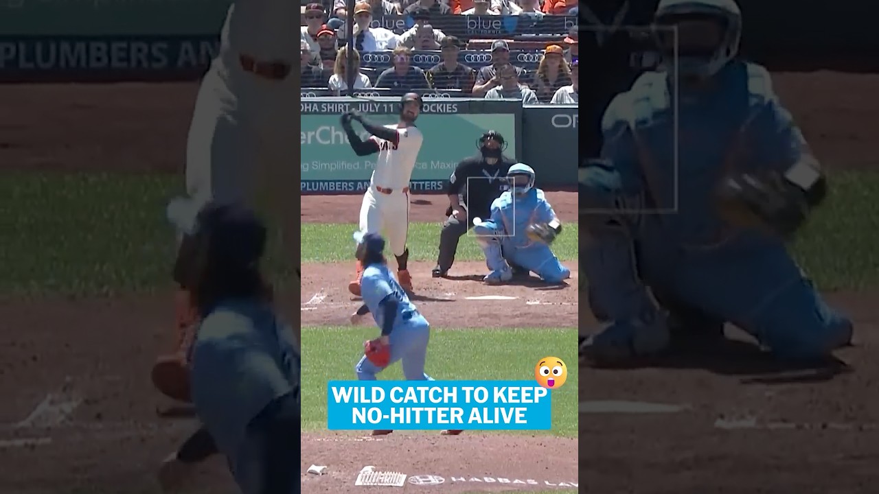 Daulton Varsho makes an amazing catch to keep Dylan Cease's no-hitter intact 👏