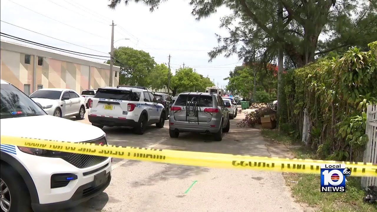 Police search for driver who bailed out of stolen car in Miami - YouTube