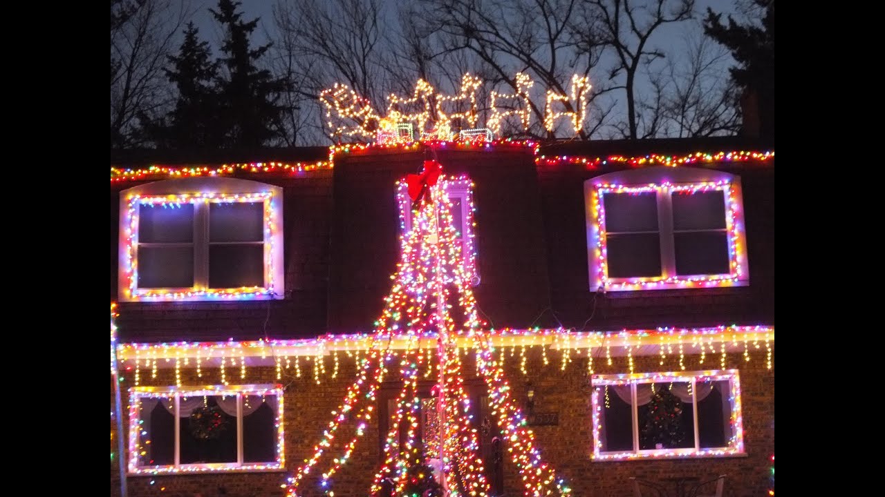 West Chicago Stunning LED Holiday Lightshow (2010) YouTube