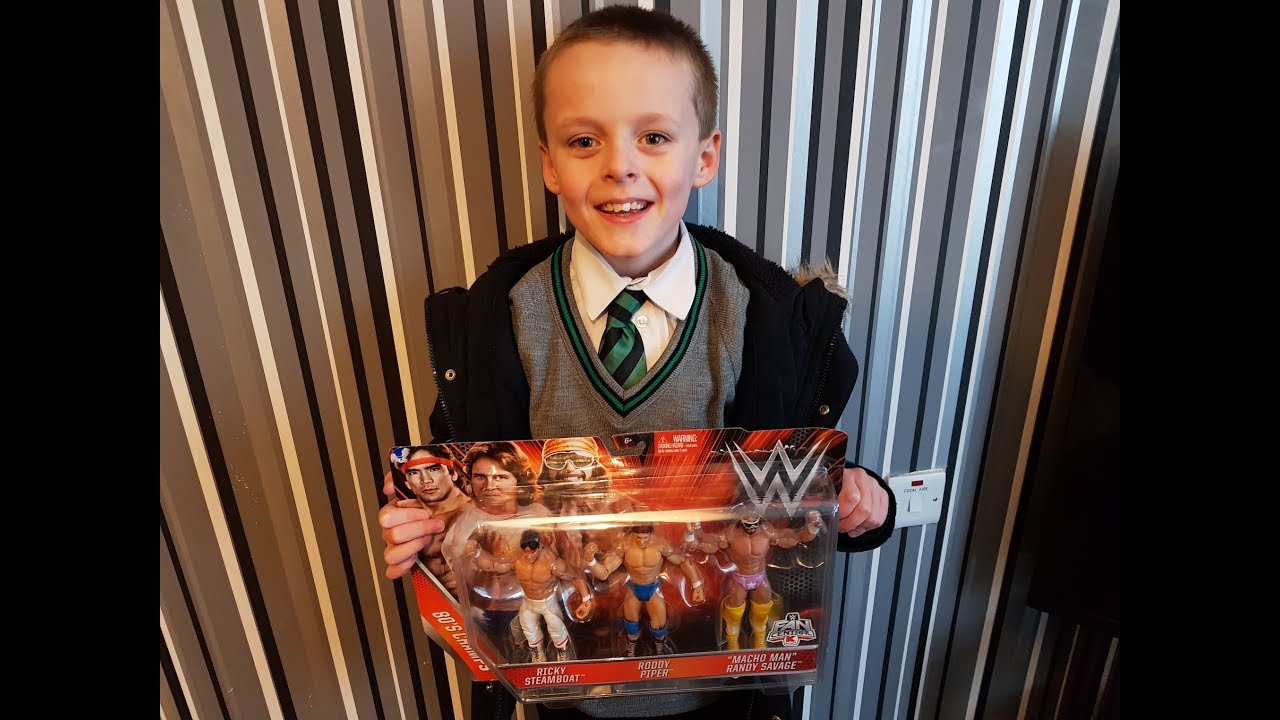 wwe raw 2019 new LUIS GETS A SURPRISE FROM HIS BEST FRIEND!