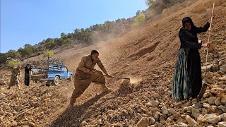 Download Lagu Jahangir's adventurous journey: bringing natural sand for the mountain shelter platform MP3 Download Lagu Jahangir's adventurous journey: bringing natural sand for the mountain shelter platform MP3