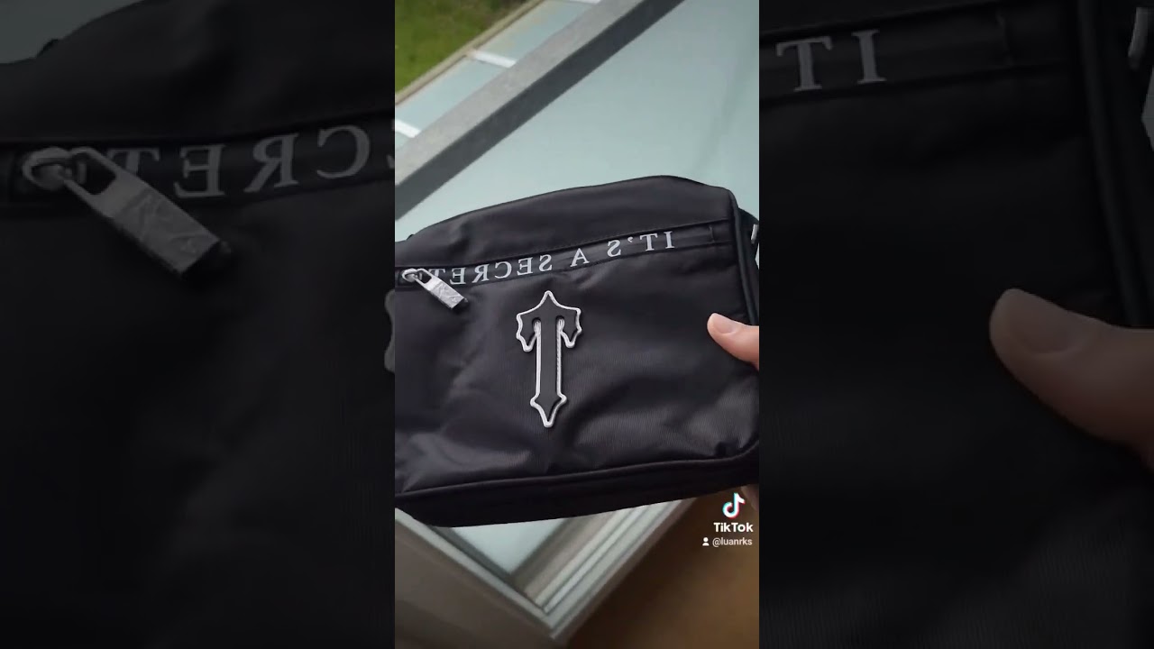 New Trapstar It's a secret Bag