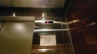 1987 Dover Hydraulic Elevator - 20251 Century Blvd. - Germantown, MD.
