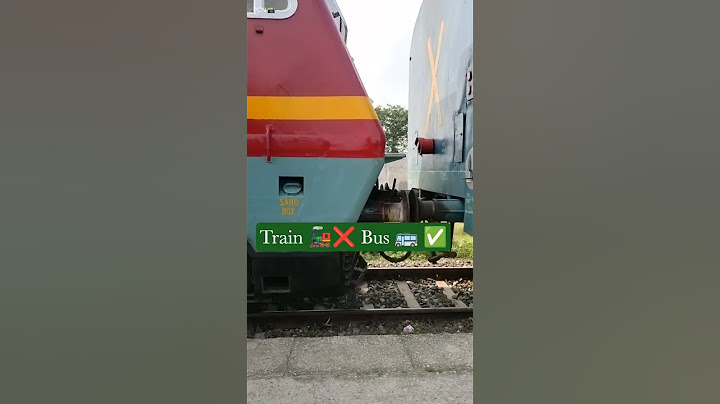 Train 🚆🚆 sarkari Bus 🚌🚌😆😆#train #tainghetruewireless
