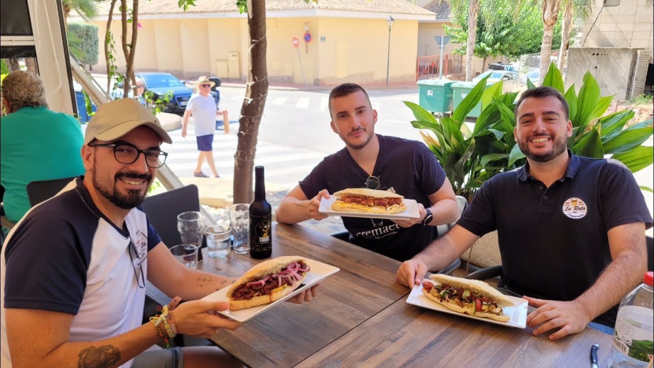 Bocadillo de TORREZNO en NÀQUERA