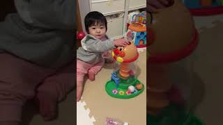 アンパンマンのおもちゃにテンションMAX！子どもができて「これは買ってあげたくなる」パパママの気持ちがわかる