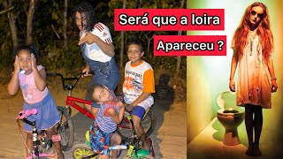 Caos Andando De Bicicleta À Noite