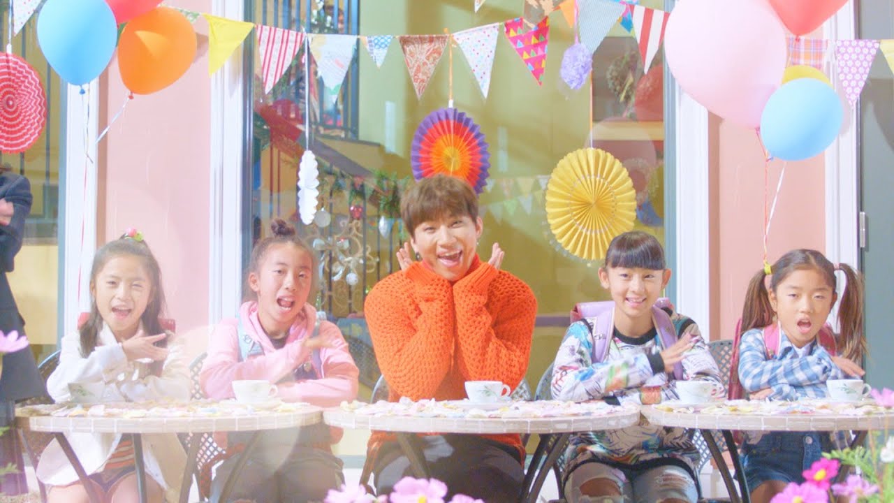 D-LITE (from BIGBANG) - あ・ぜ・ちょ! - YouTube