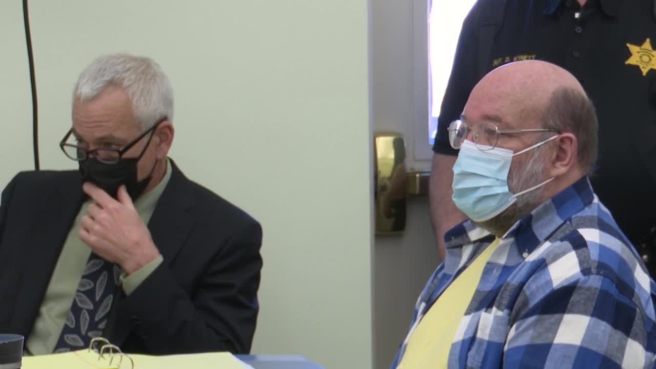 Helena judge rules on mental state of Lloyd Barrus