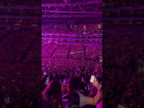Pink Ocean At O2 Arena For Blackpink Born Pink In London. Huge Crowd Day 2