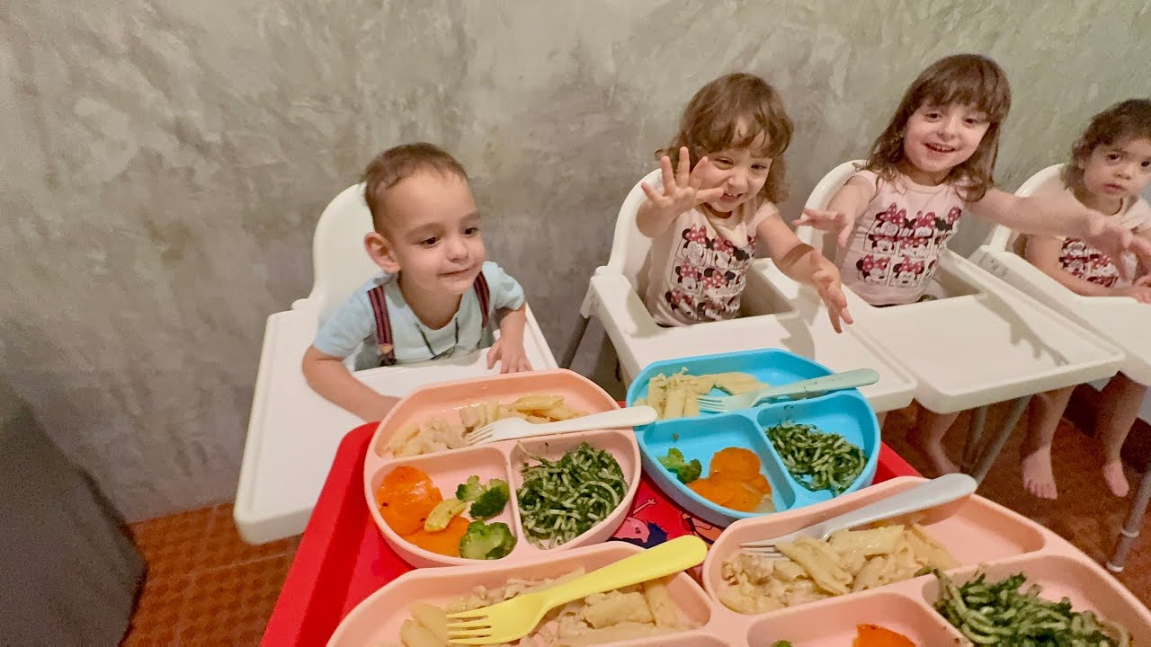 #vlog, w którym szykujemy się do szkoły - Koniec Wakacji - a wieloraczki zajadają zielony makaron