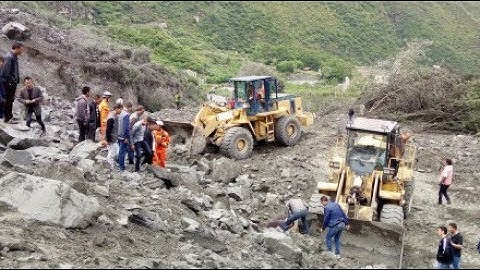 Over 100 people buried in landslide in SW China, rescue underway