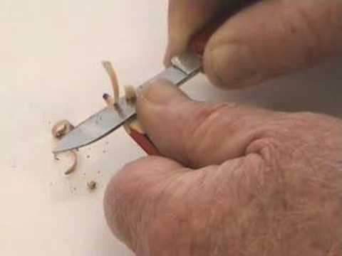 How to sharpen a pencil by Dennis Clark of the Paint Basket