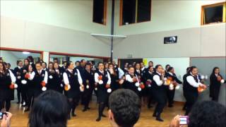 Nga Taiatea Wharekura Poi Dance
