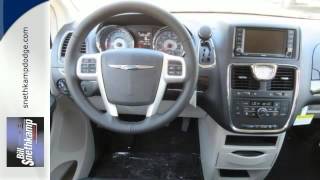 2016 Chrysler Town & Country Lansing Detroit, MI #GR129446