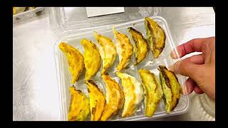 電子レンジで簡単調理。　　冷凍焼き餃子の食べ方。