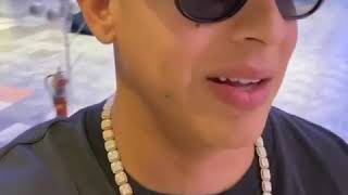 DADDY YANKEE ENTRA A UNA PLAZA LUEGO DE 15 AŃO