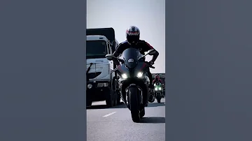 "Unleash Your Passion for Speed with BMW S1000RR WhatsApp Status"||#trending #viralvideo #shortvideo