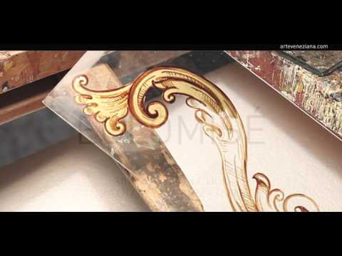 Video: Arte Veneziana Atdzīvina Eglomise - īpašu Tehniku stikla Dekorēšanai Ar Gravējumu Uz Zelta Vai Sudraba Lapas