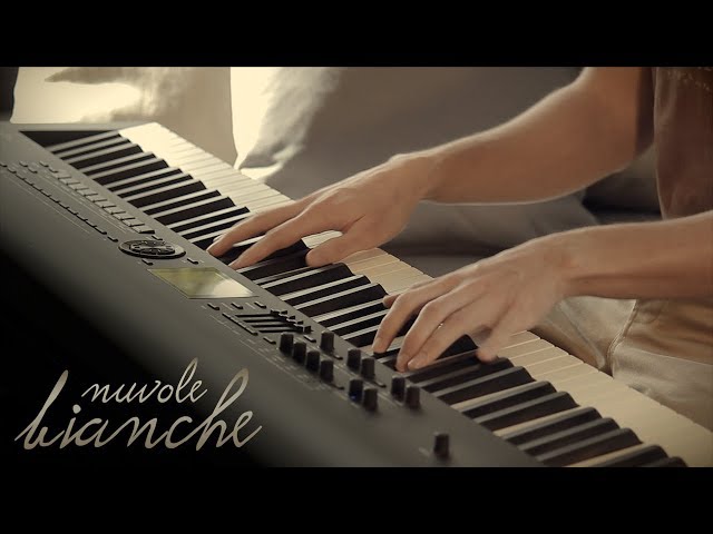 Nuvole Bianche - Ludovico Einaudi  Jacob's Piano class=