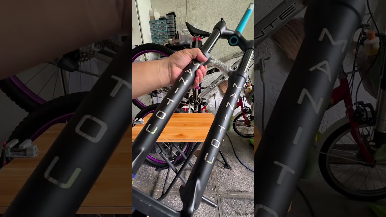 Manitou Markhor 29er fork 100mm