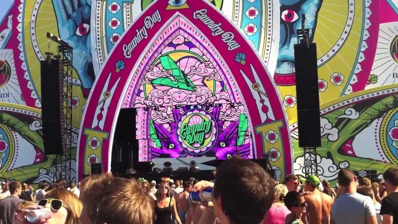 Laundry Day 2012 - Aeroplane, Gtronic